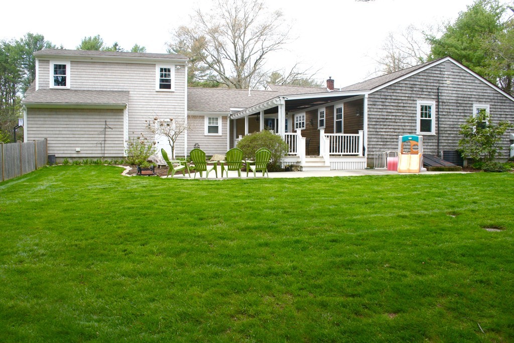 916 Middle Road Acushnet, MA 02743 - Photo 6 of 30 Gallery Image 6