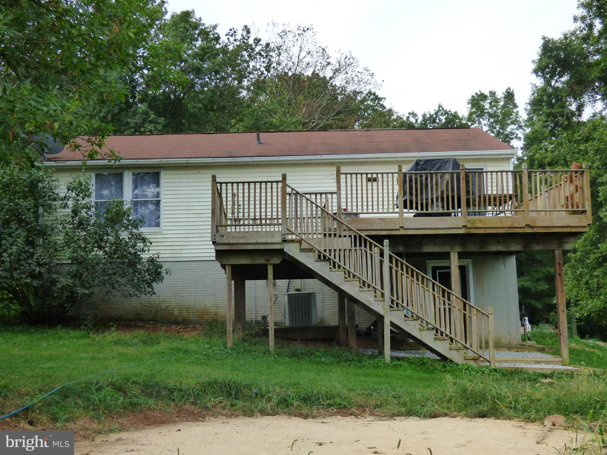 4707 Alesia Lineboro Road Manchester, MD 21102 - Photo 2 of 25 Exterior (Rear)