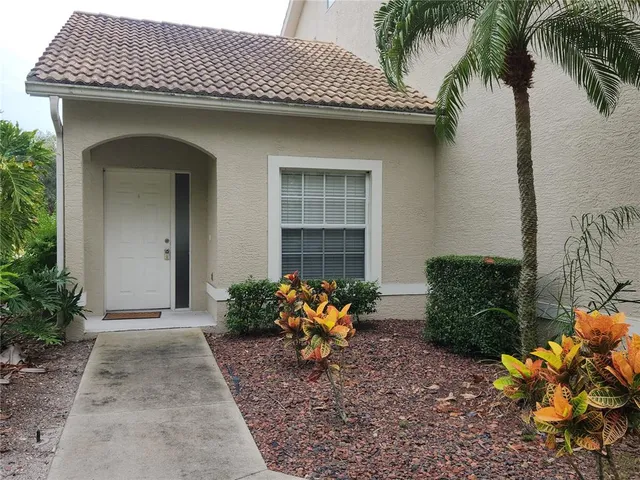 $2,000 | 6872 Fairview Terrace, Unit 101, Bradenton, FL 34203