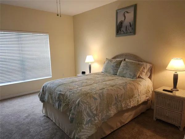 $2,000 | 6872 Fairview Terrace, Unit 101, Bradenton, FL 34203