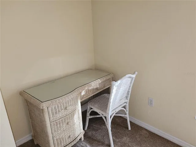 $2,000 | 6872 Fairview Terrace, Unit 101, Bradenton, FL 34203