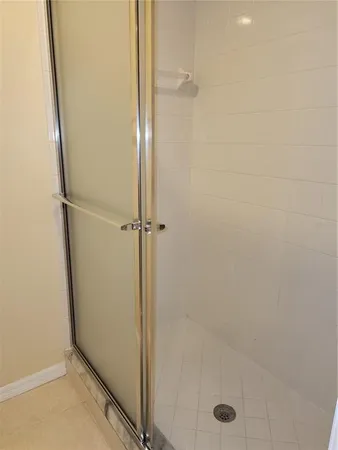 $2,000 | 6872 Fairview Terrace, Unit 101, Bradenton, FL 34203