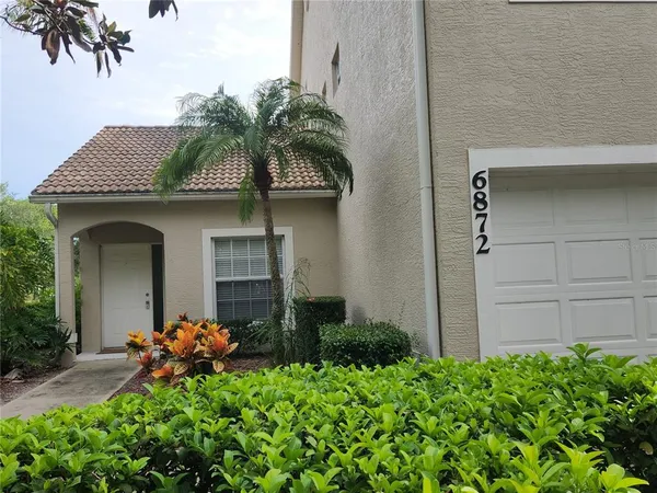 $2,000 | 6872 Fairview Terrace, Unit 101, Bradenton, FL 34203