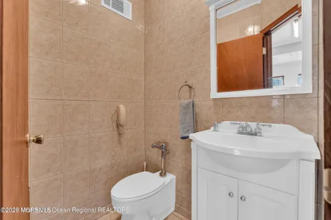 $1,099,000 | 52 Langeveld Drive, Freehold, NJ 07728