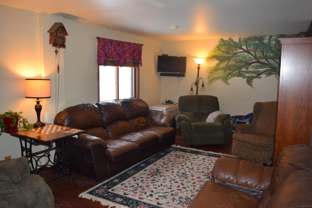 419 Iverson Street Rhinelander, WI 54501 - Photo 2 of 30 Gallery Image 2