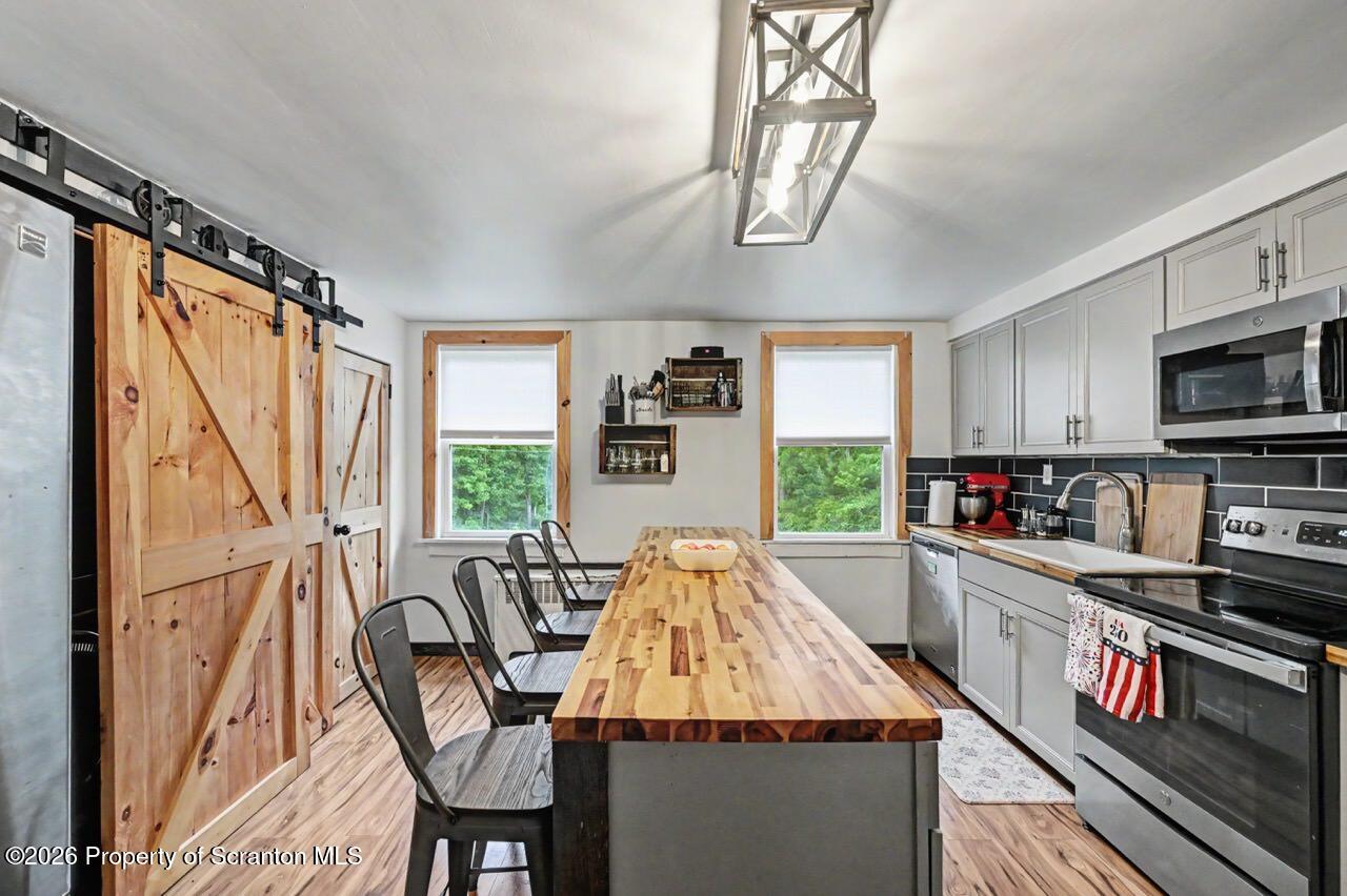 311 Knapp Road Clarks Summit, PA 18411 - Photo 18 of 58 Kitchen
