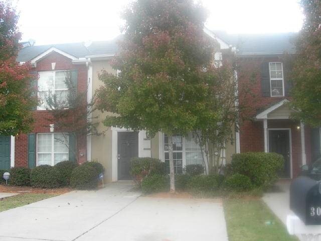 3062 Waldrop Circle Decatur, GA 30034 - Photo 1 of 1 a view of a large building