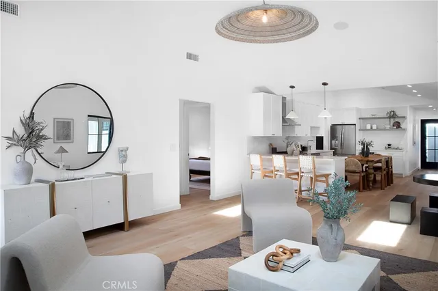 $3,099,000 | 4624 Coolidge Avenue, Culver City, CA 90230