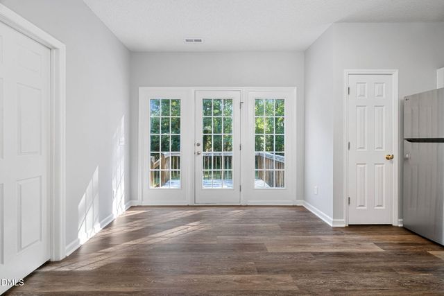 $395,000 | 318 Glaston Court, Apex, NC 27502