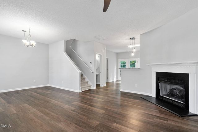 $395,000 | 318 Glaston Court, Apex, NC 27502