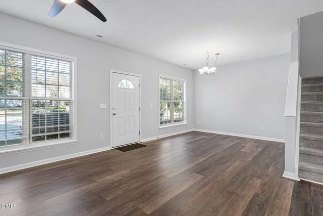 $395,000 | 318 Glaston Court, Apex, NC 27502