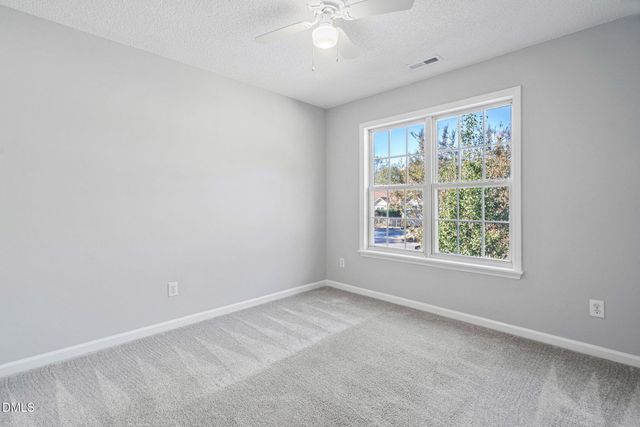 $395,000 | 318 Glaston Court, Apex, NC 27502