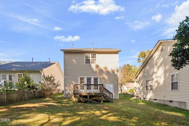 $395,000 | 318 Glaston Court, Apex, NC 27502