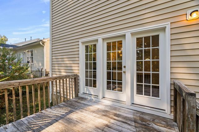 $395,000 | 318 Glaston Court, Apex, NC 27502