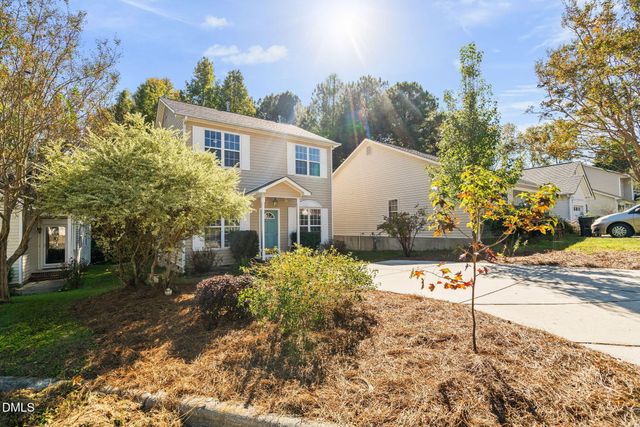 $395,000 | 318 Glaston Court, Apex, NC 27502