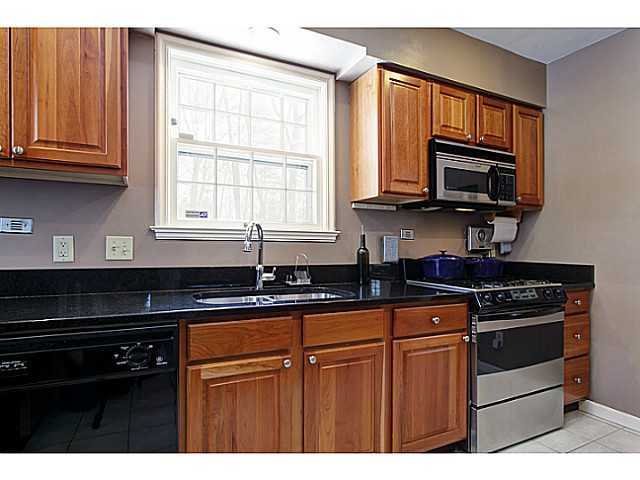 289 Walhalla Road Columbus, OH 43202 - Photo 6 of 25