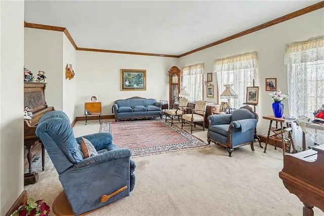 $849,950 | 2400 Northeast 132nd Street, Kansas City, MO 64165