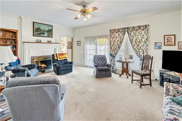 $849,950 | 2400 Northeast 132nd Street, Kansas City, MO 64165