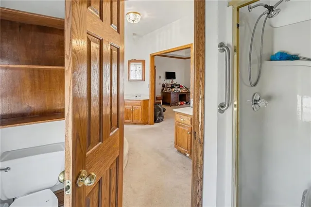 $849,950 | 2400 Northeast 132nd Street, Kansas City, MO 64165