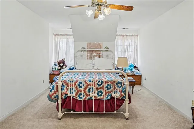 $849,950 | 2400 Northeast 132nd Street, Kansas City, MO 64165