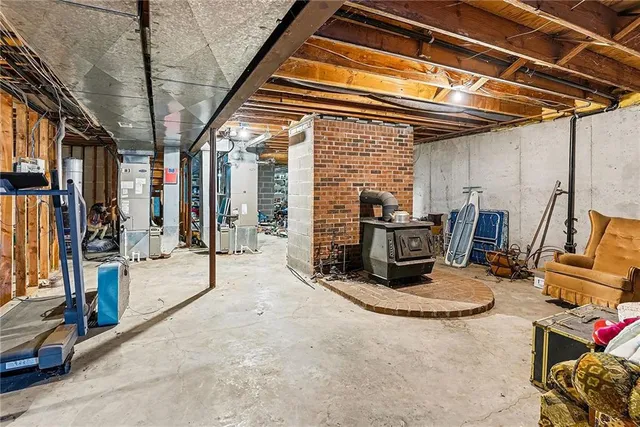 $849,950 | 2400 Northeast 132nd Street, Kansas City, MO 64165