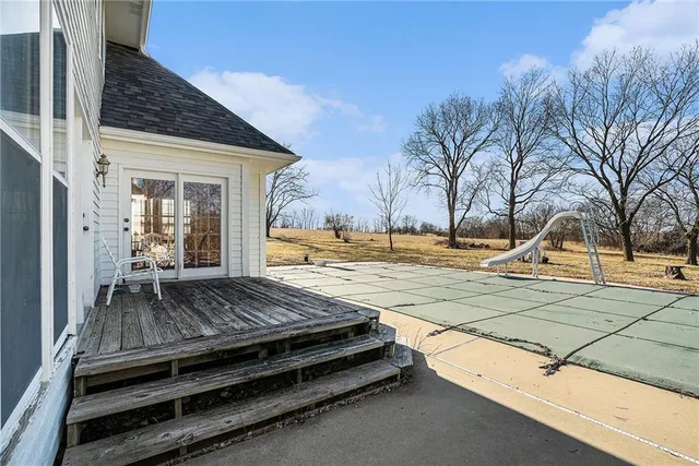 $849,950 | 2400 Northeast 132nd Street, Kansas City, MO 64165