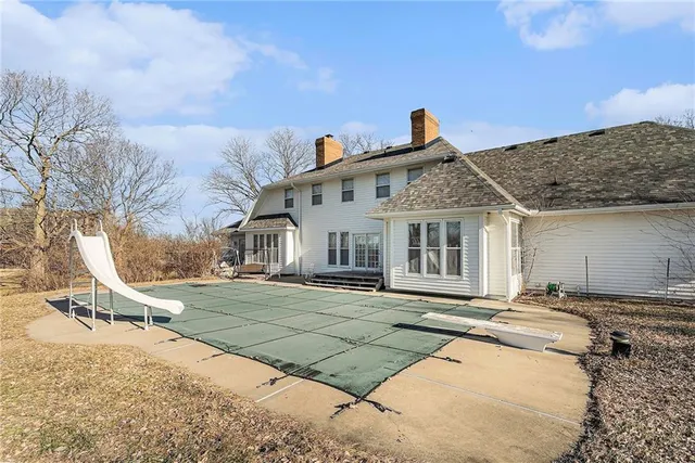 $849,950 | 2400 Northeast 132nd Street, Kansas City, MO 64165