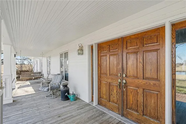 $849,950 | 2400 Northeast 132nd Street, Kansas City, MO 64165