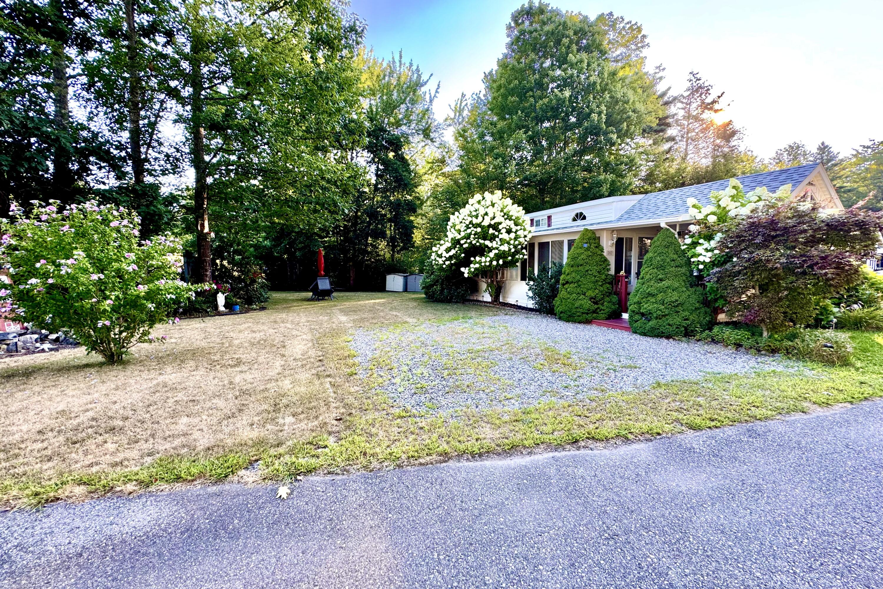 430 Post Road, Unit 202 Wells, ME 04090 - Photo 5 of 34 IMG_3379