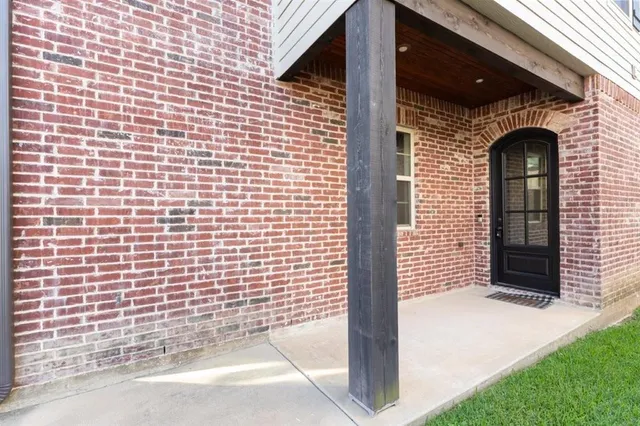 $269,000 | 1530 L'Acadie Drive, Unit 8, Lake Charles, LA 70605