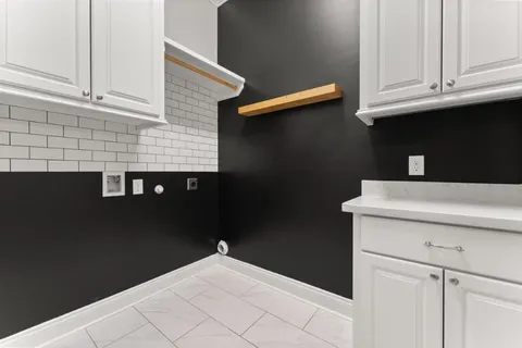 $269,000 | 1530 L'Acadie Drive, Unit 8, Lake Charles, LA 70605