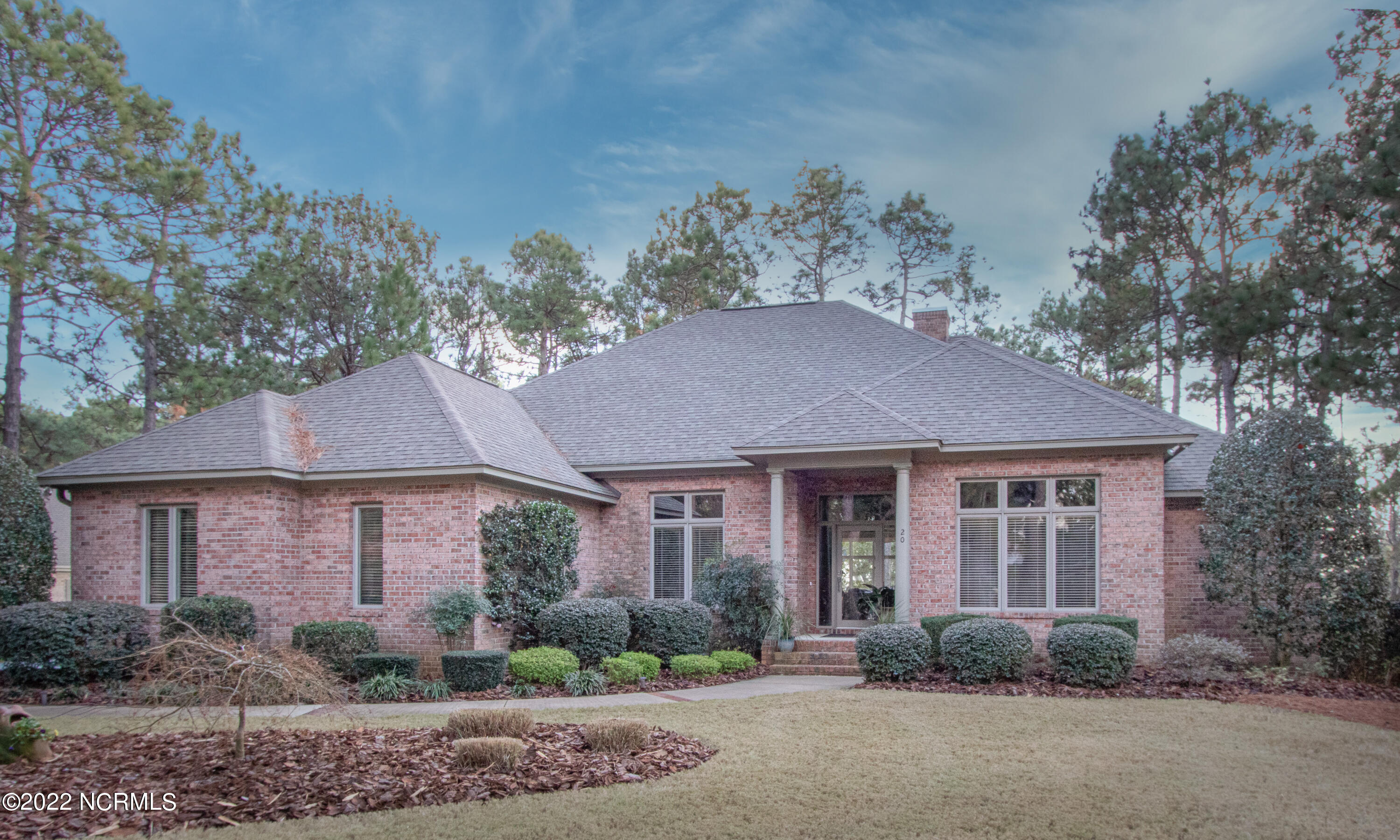 20 North Hills Road Pinehurst, NC 28374 - Photo 1 of 49 IMG_9874_Luminar4-edit