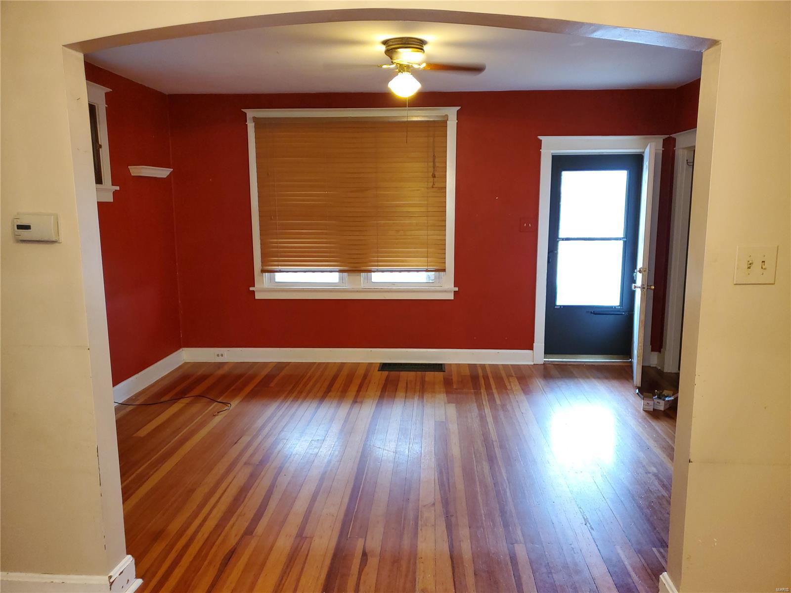 7010 Morgan Ford Road St. Louis, MO 63116 - Photo 3 of 21 Gallery Image 3