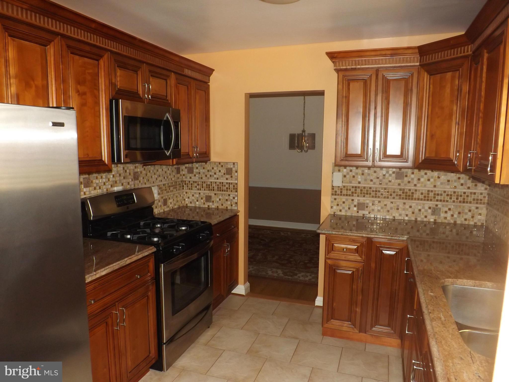 2006 Franwall Avenue Silver Spring, MD 20902 - Photo 8 of 30 Kitchen