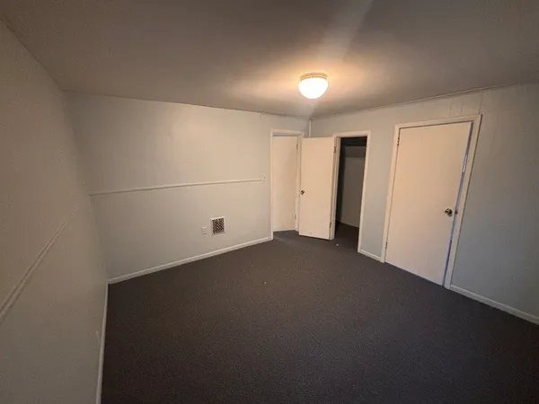 $1,425 | 124 39th Avenue North, Unit 2, Nashville, TN 37209