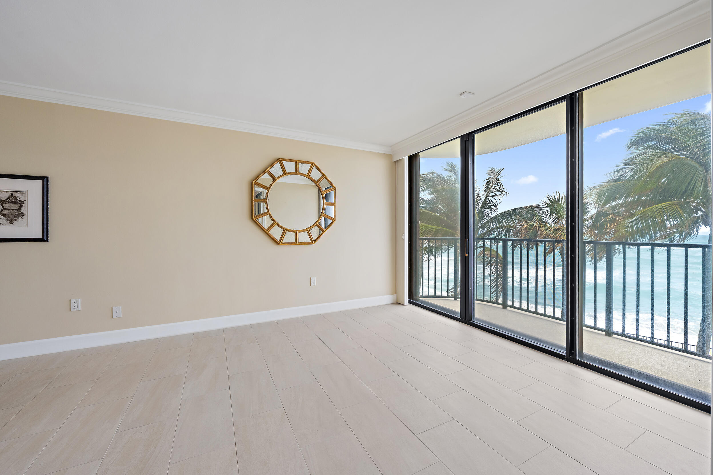 200 South Beach Road, Unit 202 Tequesta, FL 33469 - Photo 19 of 39 Guest Bedroom