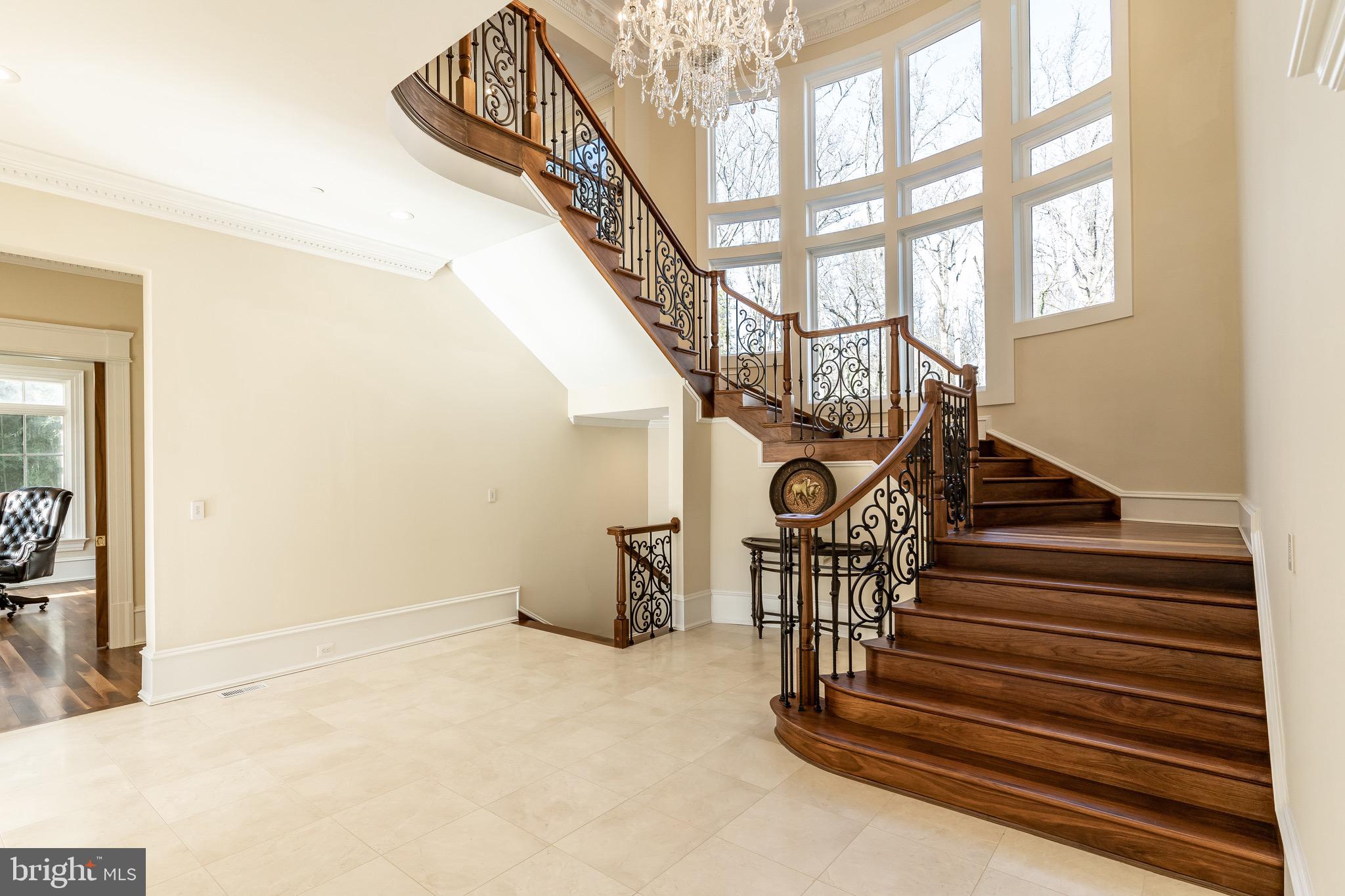 10110 Chapel Road Potomac, MD 20854 - Photo 3 of 28 a view of entryway