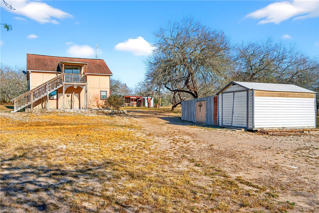 5752 Mockingbird Lane Mathis, TX 78368 - Photo 3 of 35