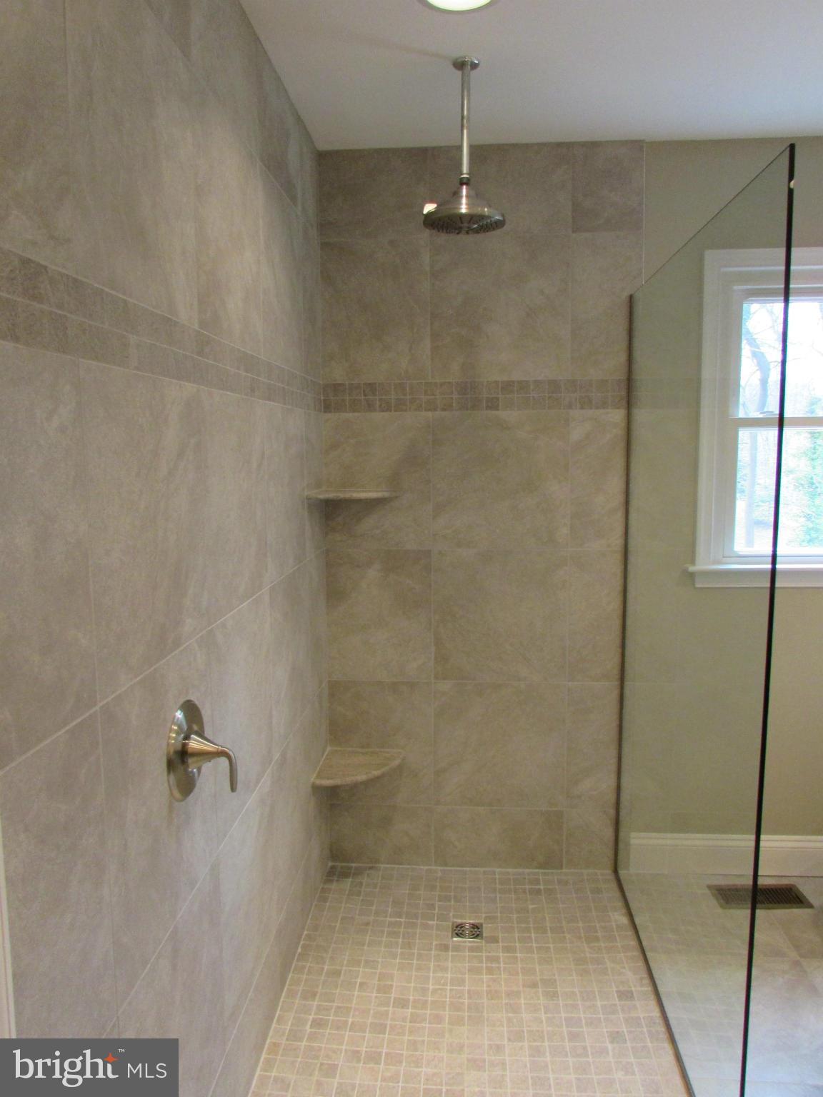 99 Church Road Arnold, MD 21012 - Photo 12 of 30 Bath (Master)