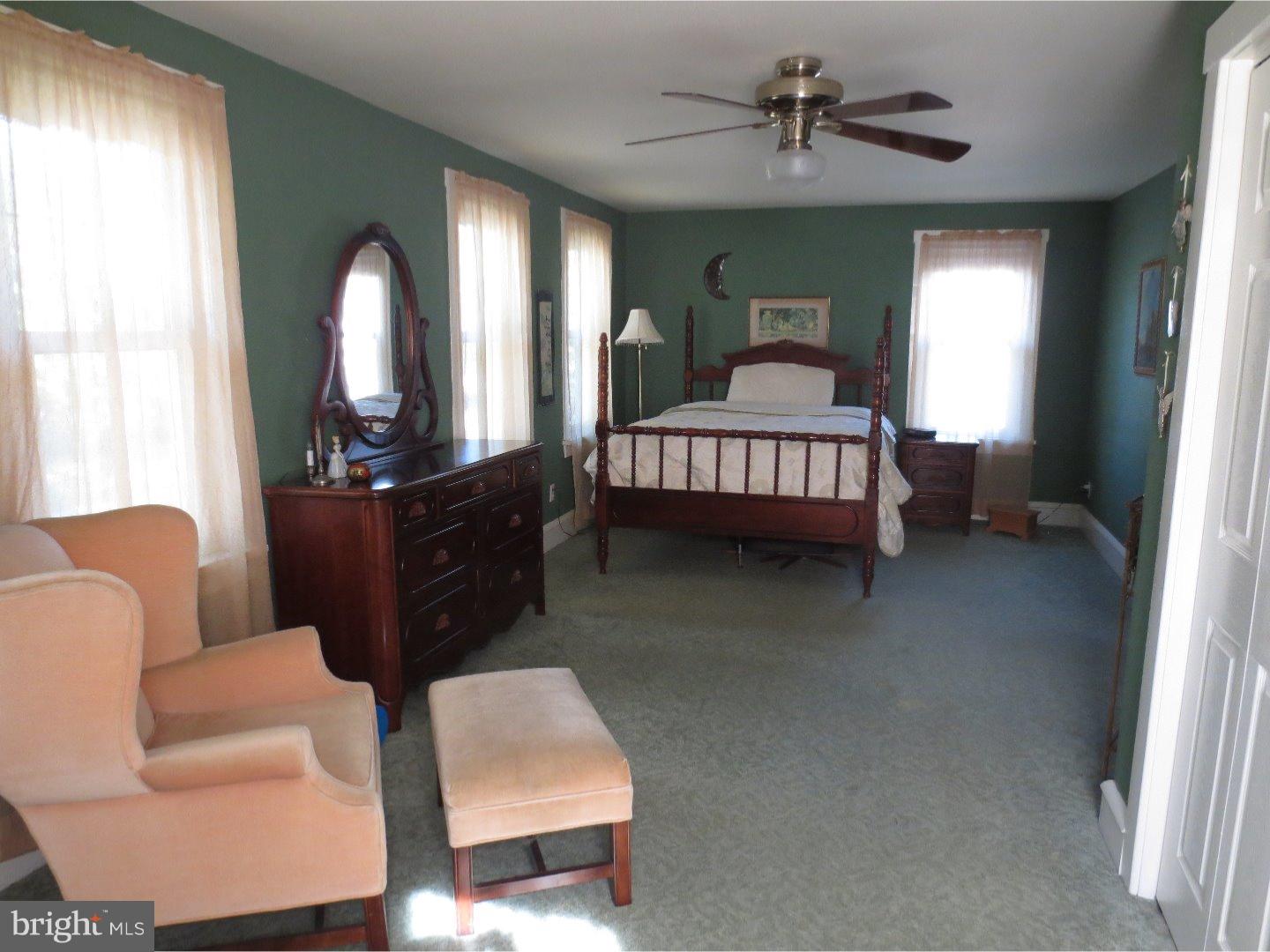 711 Amherst Road Audubon, NJ 08106 - Photo 14 of 25 Bedroom - Main