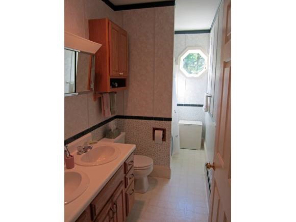 96 Oliver Hill Road Swanzey, NH 03446 - Photo 9 of 11 Gallery Image 9