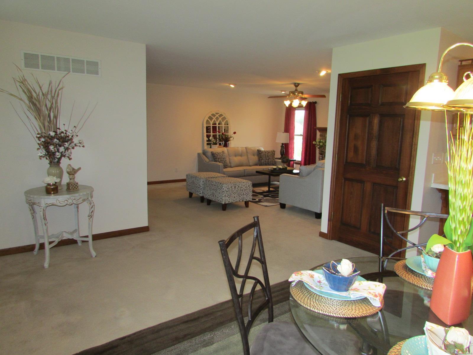 9007 North Humbert Road Brighton, IL 62012 - Photo 8 of 41