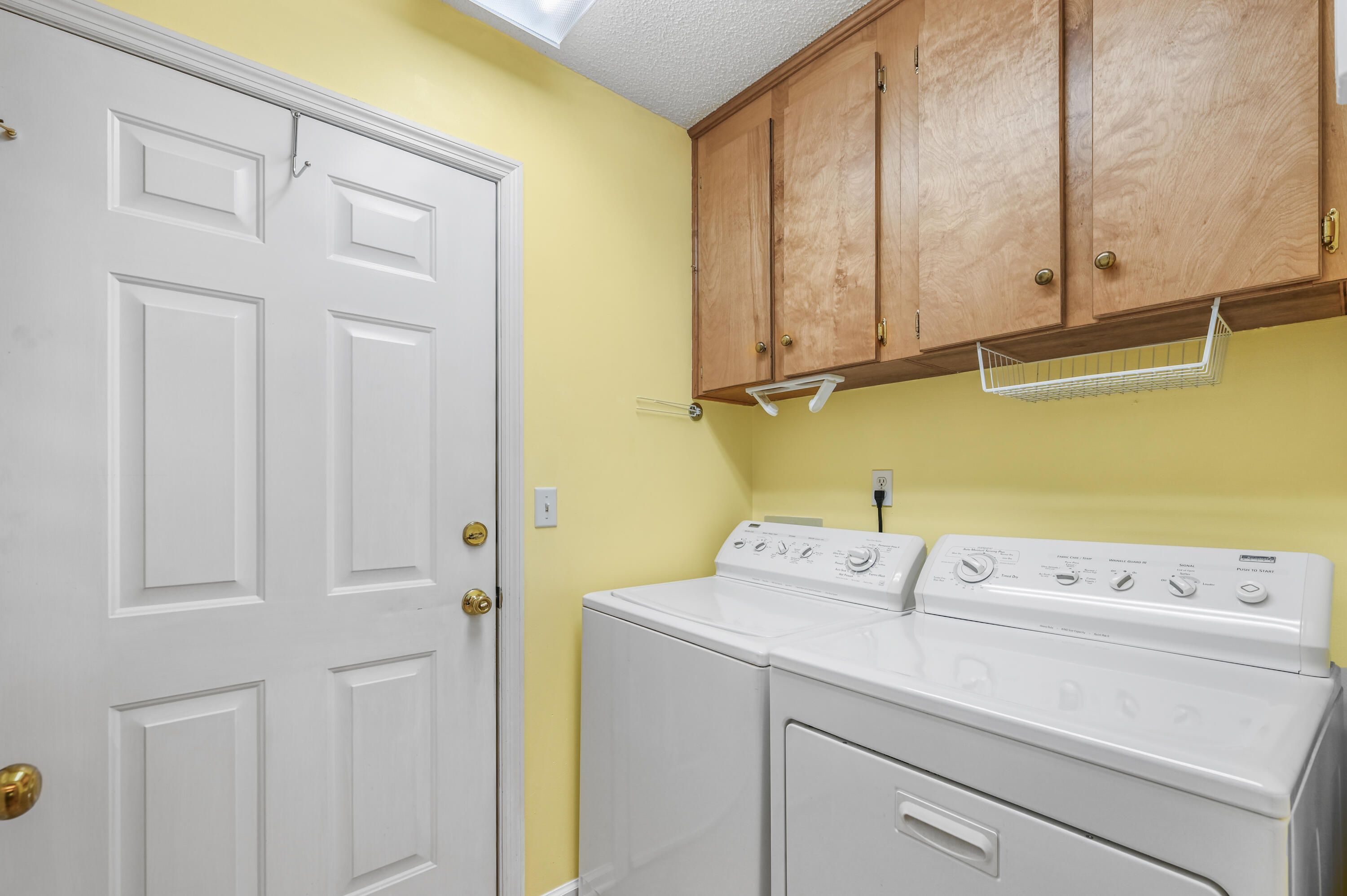 414 Sarah Street Walterboro, SC 29488 - Photo 12 of 28 DSC_1767