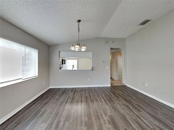 $1,899 | Undisclosed Address, Plant City, FL 33563