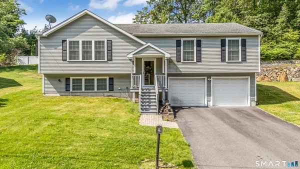$449,000 | 111 Alisha Lane, Waterbury, CT 06705