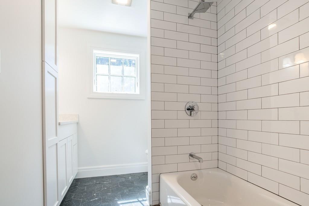 27 Rich Valley Road Wayland, MA 01778 - Photo 16 of 21