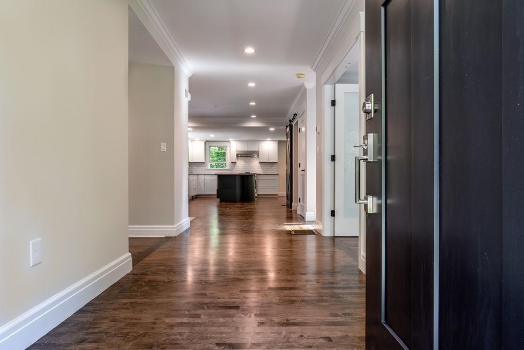 27 Rich Valley Road Wayland, MA 01778 - Photo 4 of 21