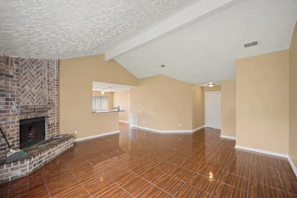 $1,950 | 3714 Embarcadero Drive, Houston, TX 77082