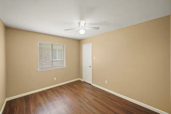 $1,950 | 3714 Embarcadero Drive, Houston, TX 77082