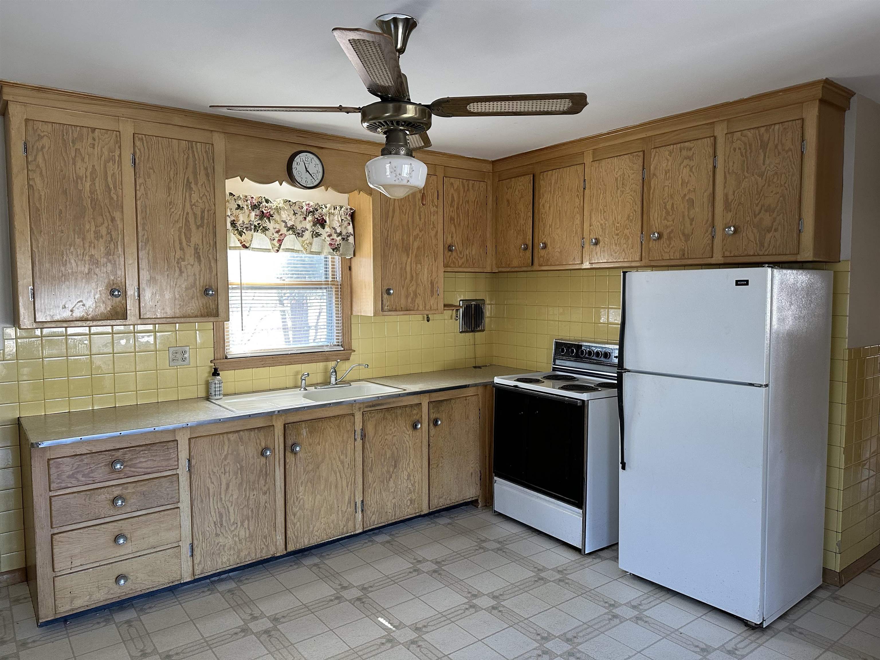 30 Ingalls Street Manchester, NH 03102 - Photo 4 of 31